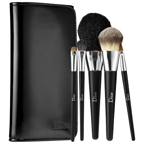 dior make up brushes.